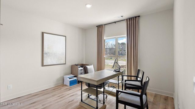 607 S Coral Lane, Pearl, MS 39208