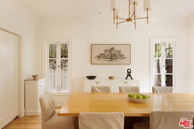 1409 N Genesee Avenue, Los Angeles, CA 90046