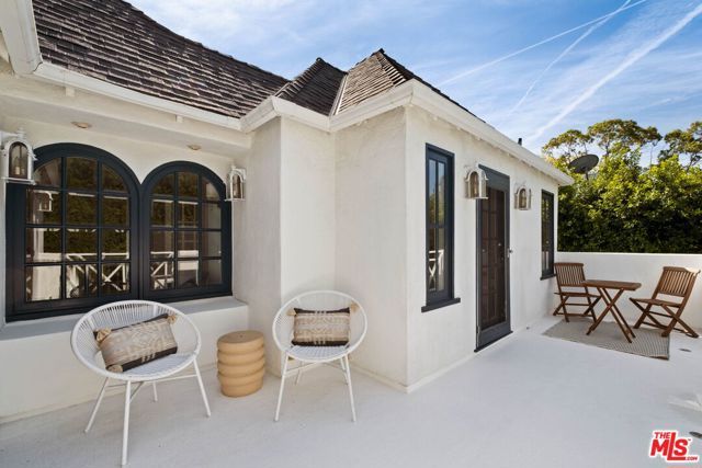 1409 N Genesee Avenue, Los Angeles, CA 90046