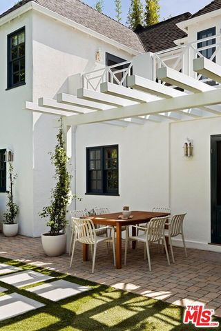 1409 N Genesee Avenue, Los Angeles, CA 90046