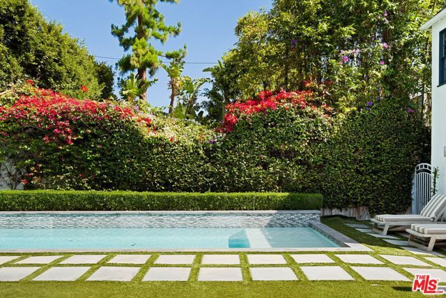 1409 N Genesee Avenue, Los Angeles, CA 90046