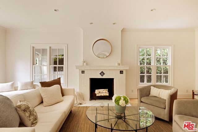 1409 N Genesee Avenue, Los Angeles, CA 90046