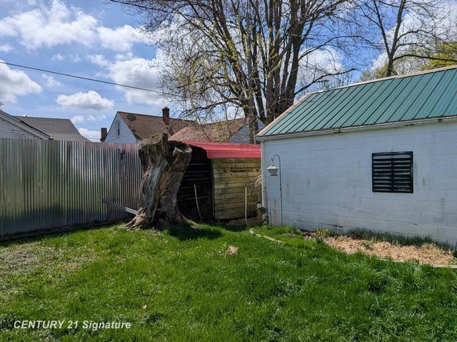 717 Huron Street, Flint, MI 48507