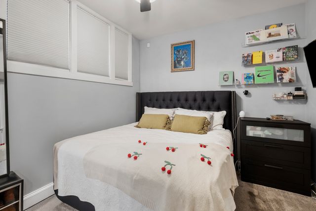 4422 N ASHLAND Avenue G, Chicago, IL 60640