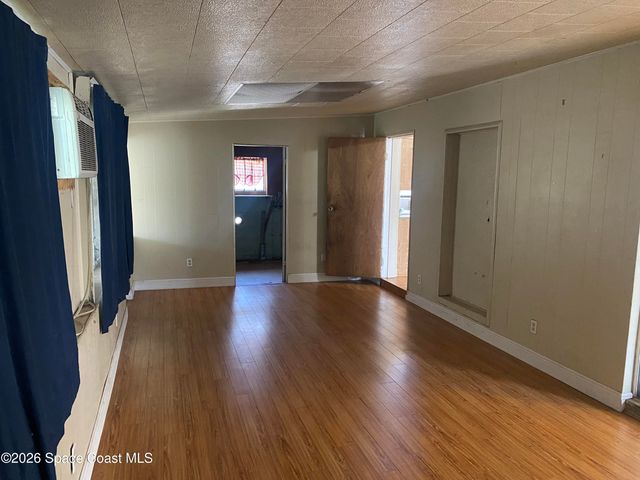 1465 Hillcrest Drive, Melbourne, FL 32935