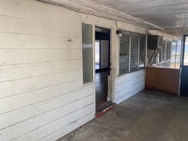 1465 Hillcrest Drive, Melbourne, FL 32935