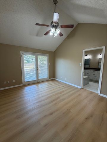 705 Cimarron Trail, Irving, TX 75063