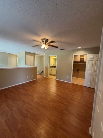 705 Cimarron Trail, Irving, TX 75063