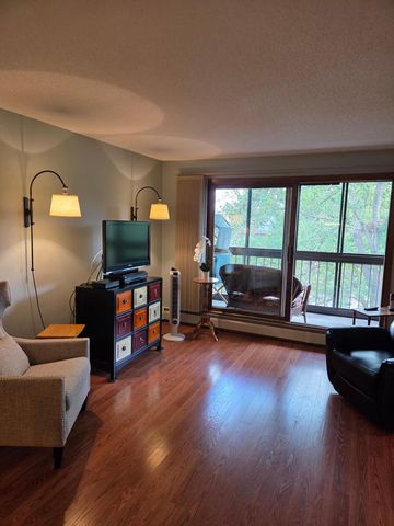 999 41st Avenue NE 307, Columbia Heights, MN 55421