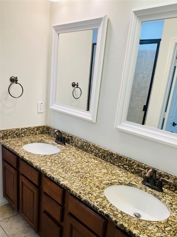 133 E Montfair Boulevard, The Woodlands, TX 77382