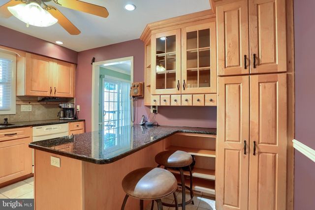 429 RIDGEFORD RD, Dallastown, PA 17313