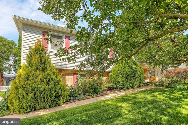 429 RIDGEFORD RD, Dallastown, PA 17313