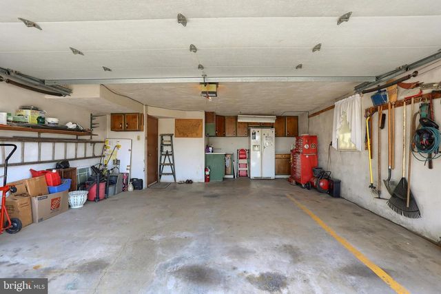 429 RIDGEFORD RD, Dallastown, PA 17313