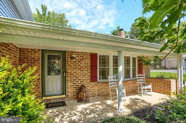 429 RIDGEFORD RD, Dallastown, PA 17313