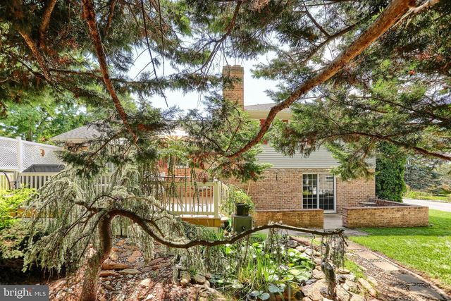 429 RIDGEFORD RD, Dallastown, PA 17313