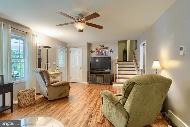 429 RIDGEFORD RD, Dallastown, PA 17313