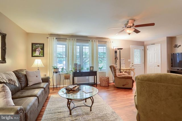 429 RIDGEFORD RD, Dallastown, PA 17313