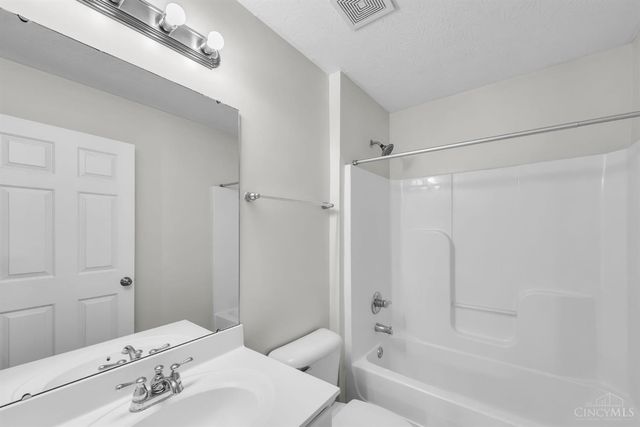 98 Bannock Drive, Hamilton Twp, OH 45039