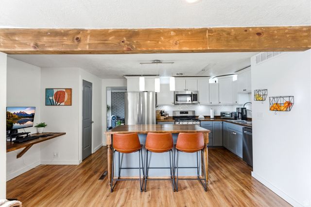 8523 S 1430 E, Sandy, UT 84093