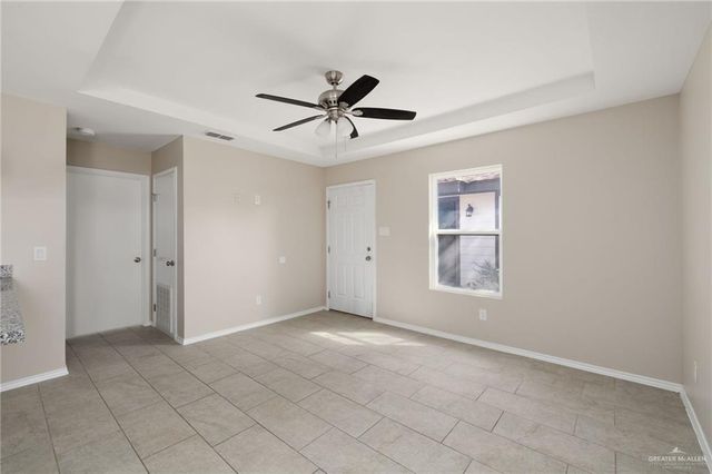 906 E Tom Landry Street, Mission, TX 78573