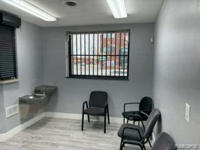 10801 W W WARREN Suite 200, Dearborn, MI 48126