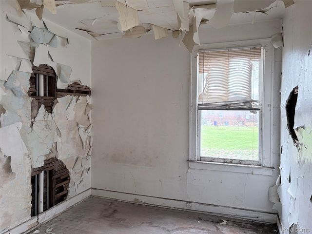 6324 Burlingame Street, Detroit, MI 48204