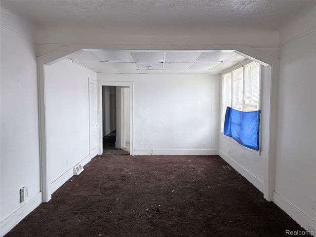 6324 Burlingame Street, Detroit, MI 48204