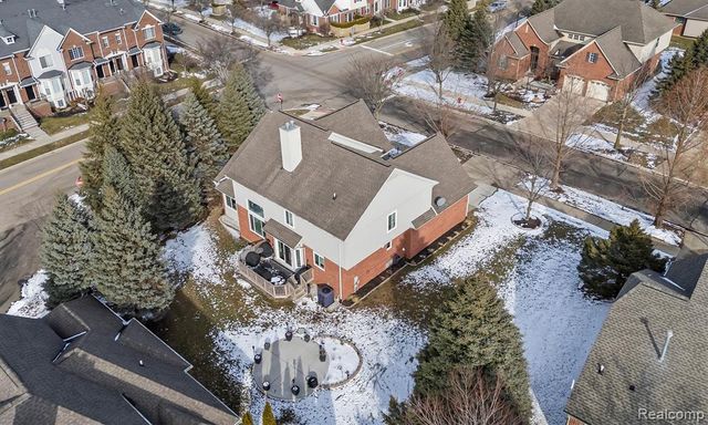 29169 Hemingway Drive, Novi, MI 48377