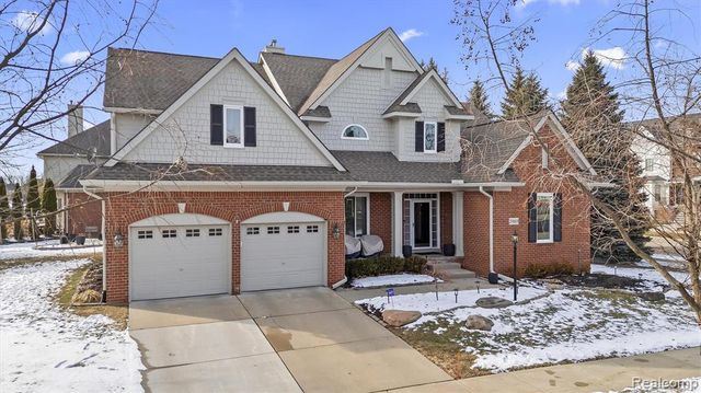 29169 Hemingway Drive, Novi, MI 48377