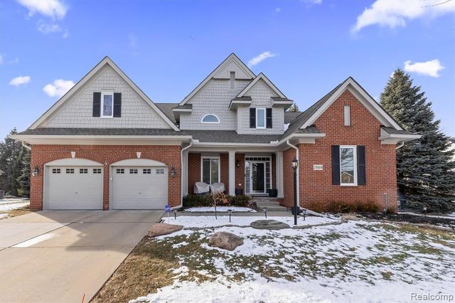 29169 Hemingway Drive, Novi, MI 48377