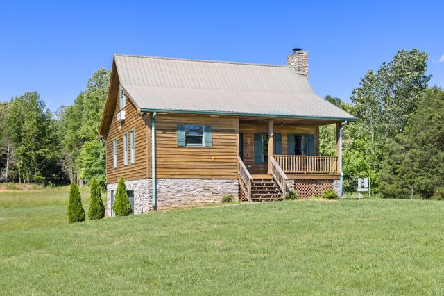 2890 Ellis Ln, Palmyra, TN 37142