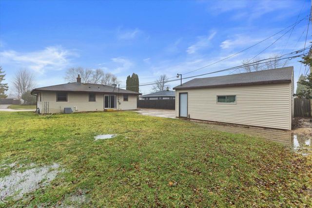 9317 Carol Ann DRIVE, Sturtevant, WI 53177