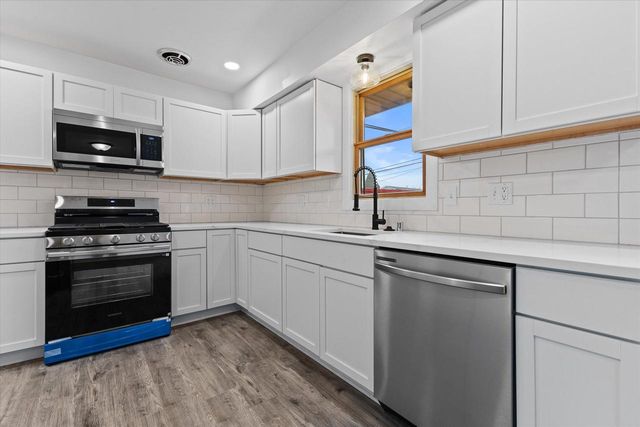 9317 Carol Ann DRIVE, Sturtevant, WI 53177