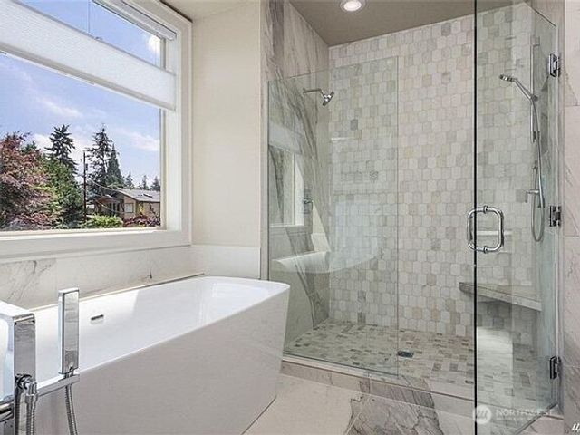 10207 NE 21st Place, Bellevue, WA 98004