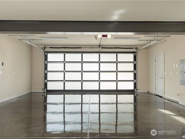 10207 NE 21st Place, Bellevue, WA 98004