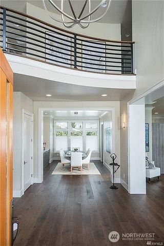 10207 NE 21st Place, Bellevue, WA 98004
