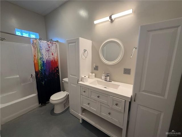 204 Jackson Avenue, Harlingen, TX 78550