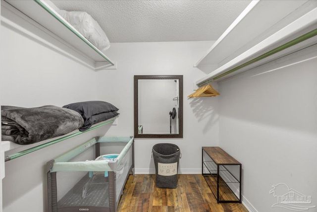 7072 Lake Joanne Dr, Pensacola, FL 32506