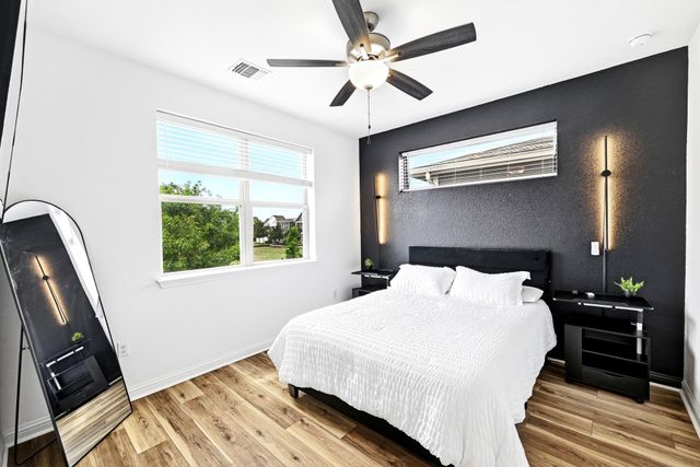 8009 Mellencamp DR 212, Austin, TX 78744