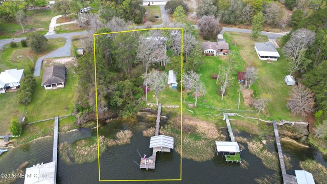 176 LAKE Drive, Florahome, FL 32140