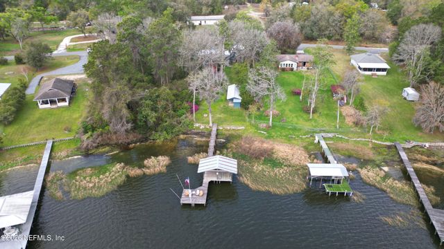 176 LAKE Drive, Florahome, FL 32140