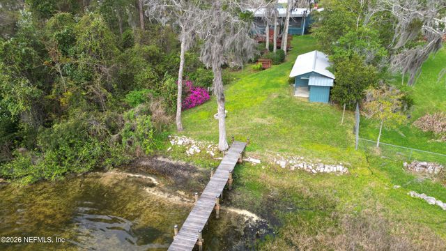 176 LAKE Drive, Florahome, FL 32140