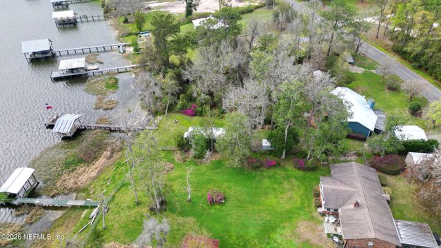 176 LAKE Drive, Florahome, FL 32140