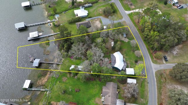 176 LAKE Drive, Florahome, FL 32140