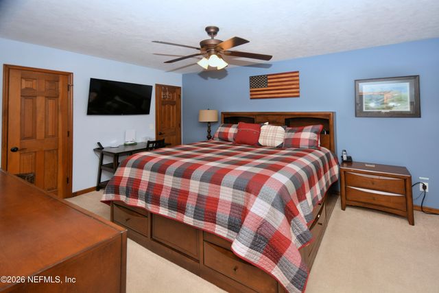 176 LAKE Drive, Florahome, FL 32140