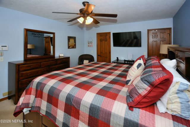 176 LAKE Drive, Florahome, FL 32140