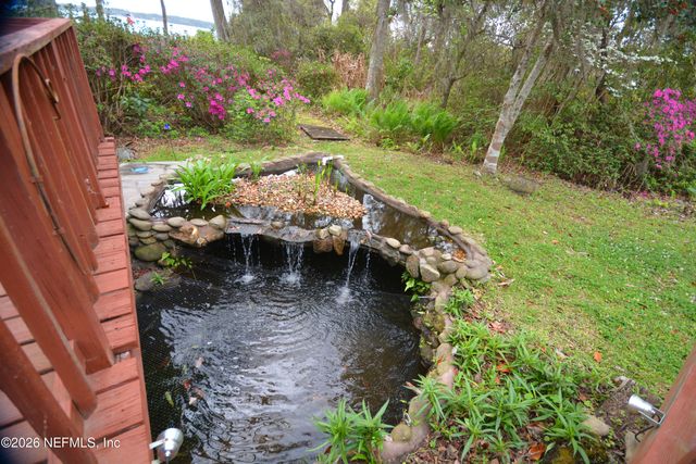 176 LAKE Drive, Florahome, FL 32140