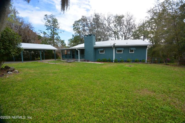 176 LAKE Drive, Florahome, FL 32140