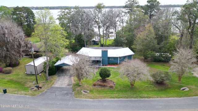 176 LAKE Drive, Florahome, FL 32140