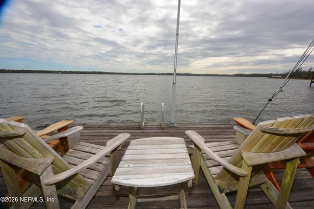 176 LAKE Drive, Florahome, FL 32140